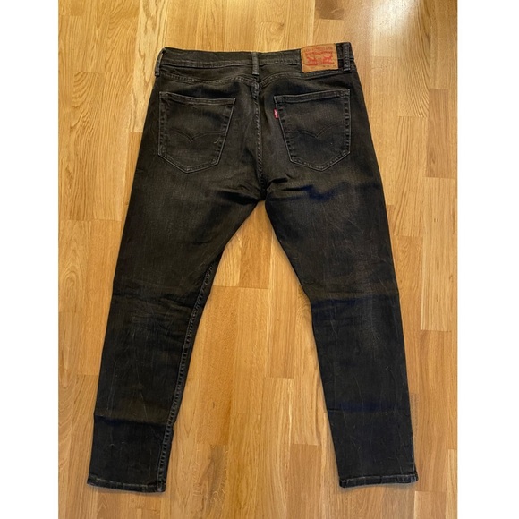 Men’s Levi Jeans - Picture 4 of 8